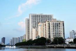 [ASIA BIZ] 부동산 신용 격론... 금리 15% 부담에 "통제만으론 해법 없다"