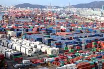 Ngân hàng tăng cho vay doanh nghiệp dù biết rủi ro