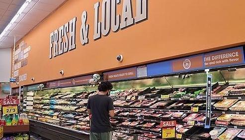 Giá cả Mỹ tăng do chiến tranh: Lo ngại giá xăng, vé máy bay và thực phẩm leo thang