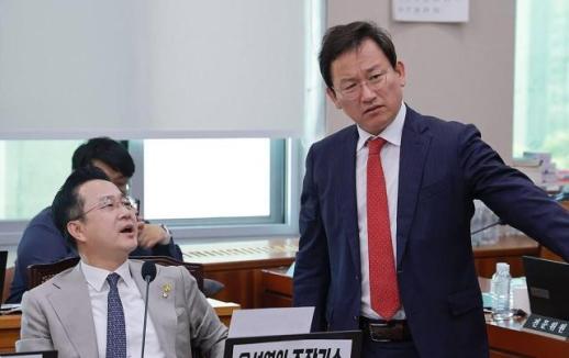 국조특위 검사 증인 채택 놓고 충돌…尹 하명 동원 vs 李 죄 지우기