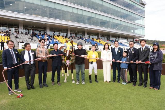 Ảnh kỷ niệm cuộc đua CHIA Trophy lần thứ 9 tại Trung Quốc