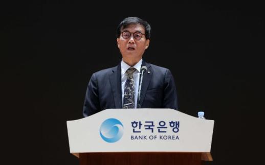 시끄러운 한은 이창용의 퇴장… 빅스텝부터 K-점도표까지 족적 남겼다