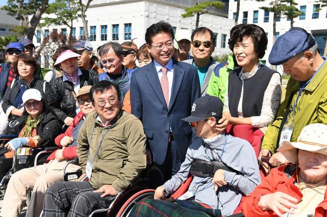 이철우 국민의힘 경북도지사 후보 장애인 공약 발표 사진이철우 경북도지사 후보 선거사무실