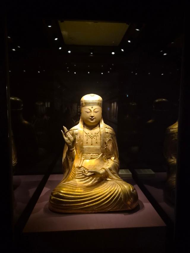 선운사 금동지장보살좌상 사진윤주혜 기자 