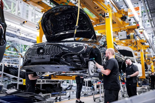 사진메르세데스-벤츠