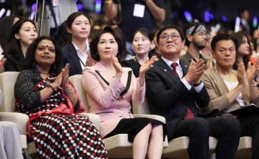 김혜경 여사 문화, 국경 넘어 사람 잇는 힘