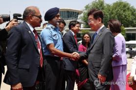 Tổng thống Lee Jae-myung kết thúc thăm Ấn Độ, lên đường tới Việt Nam thúc đẩy hợp tác chiến lược