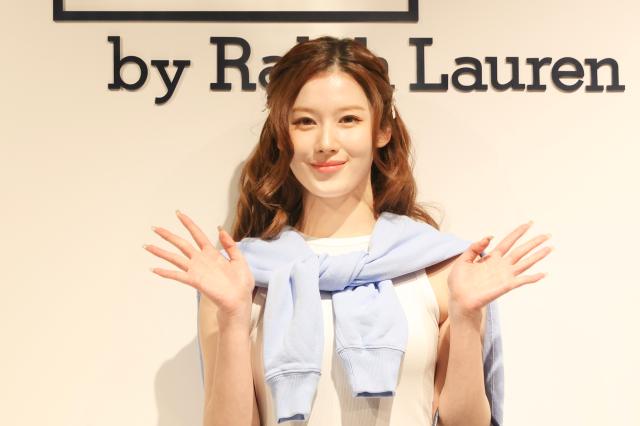 TWICEs Sana shows off summer look ahead of season 