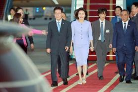 Lee set to hold talks with Vietnamese leader in Hanoi