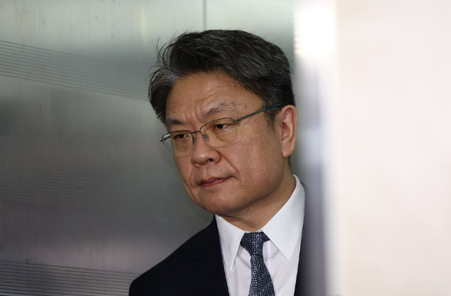 이시원 전 대통령실 공직기강비서관이 지난해 9월 26일 피의자 신분으로 조사받기 위해 서울 서초구 이명현 순직해병 특별검사팀에 출석하고 있다 사진연합뉴스