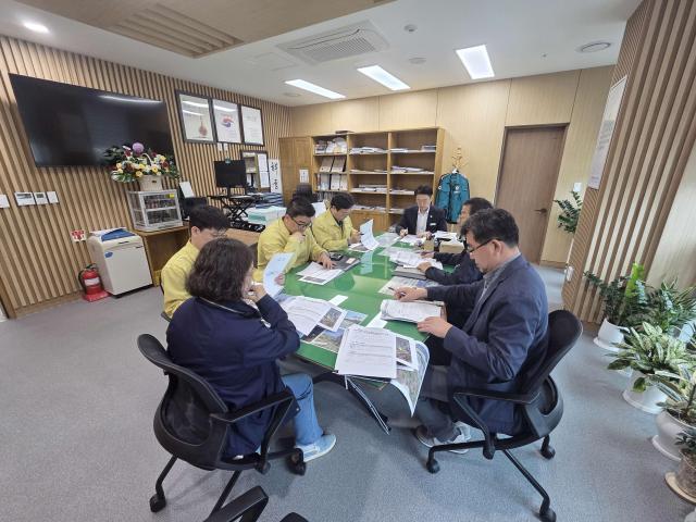 서천군 산림청과 소나무재선충병 확산 방지 대책 논의 모습사진서천군