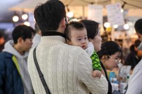 Koreas birth rate crawls near 1 in February on record births in the month 