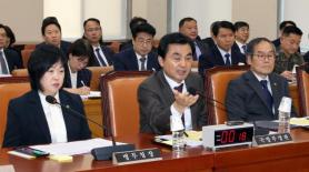 Defense Minister Ahn Denies Claim U.S. Forces Commander Protested Unification Minister’s Remarks