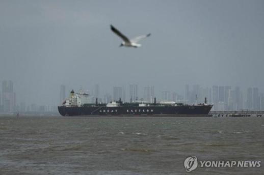 이란 혁명수비대, 호르무즈 해협서 무허가 선박 3척 나포