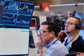 Wall Street Rallies on Extended Iran Ceasefire, Earnings Optimism; S&P 500 and Nasdaq Hit Records