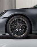 Pirelli Unveils P Zero R Tire Developed for Porsche 911 Turbo S