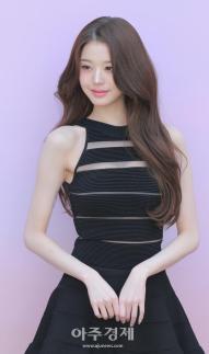 [포토] 포즈 취하는 장원영