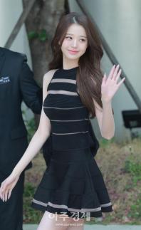 [포토] 장원영 등장에 성수동이 들썩