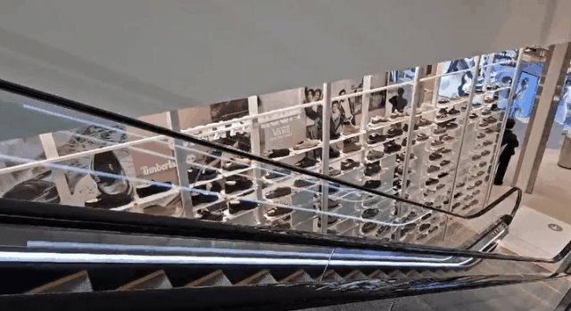 무신사 메가스토어 성수 지하 1층 전경 영상홍승완 기자