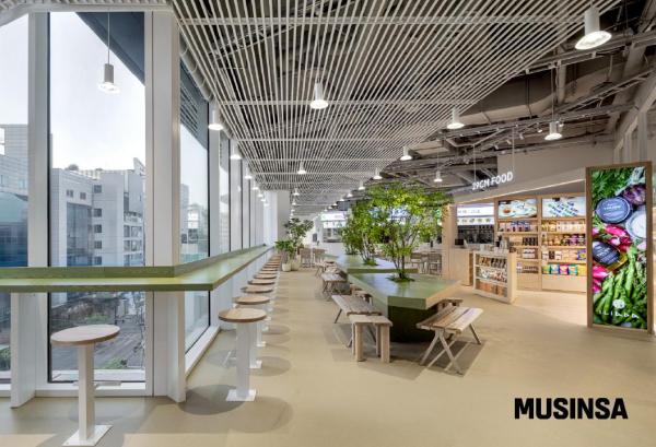 무신사 메가스토어 4층에 있는 푸드가든 사진무신사