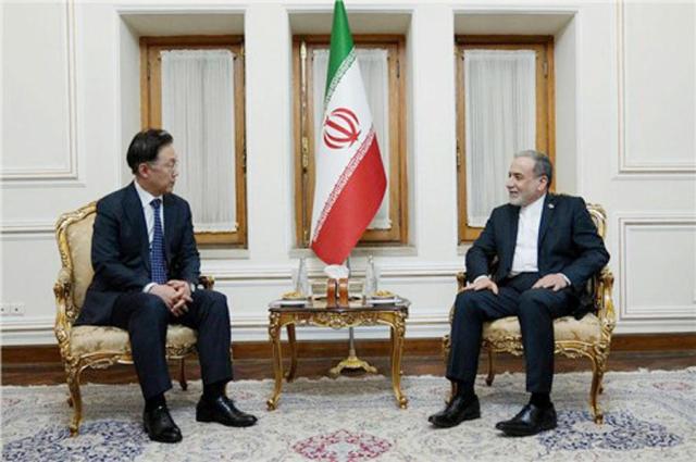 South Korean envoy meets Iranian foreign minister in Tehran