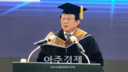 박세호 우주씰링스 회장, 부경대 명예박사 수여... 배움엔 끝이 없다