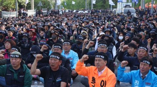 근로기준법·노조법 노동자 기준 차이…특고 이중구조 논란 재점화