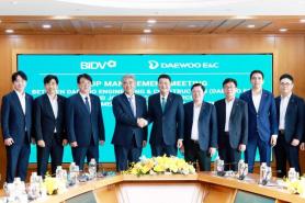 Chủ tịch Daewoo E&C Jeong Won-joo tháp tùng đoàn kinh tế tại Việt Nam