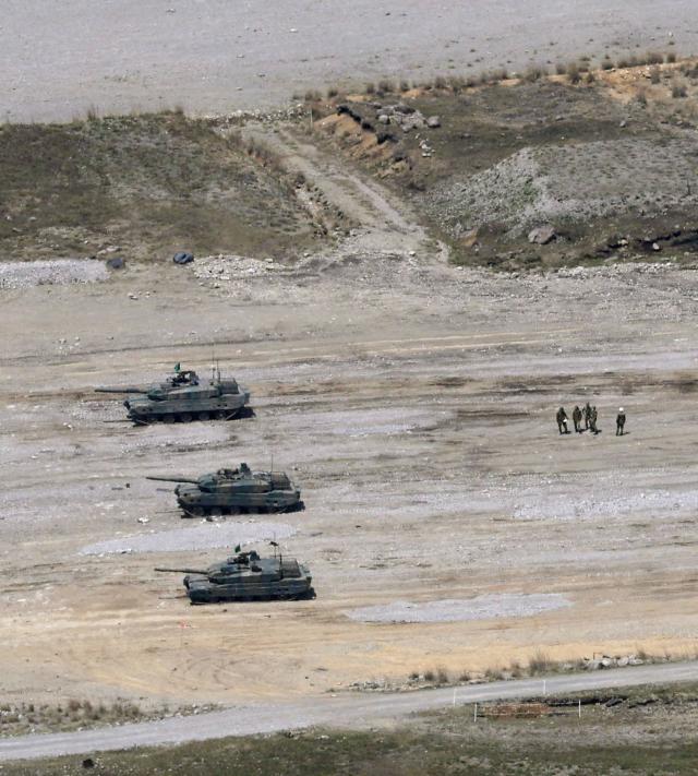 Ngày 21, tại căn cứ huấn luyện Hijiudai của Lực lượng Phòng vệ Mặt đất Nhật Bản (JGSDF) ở Oita, Nhật Bản.