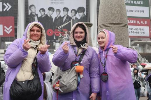 South Koreas foreign patient arrivals top 2 million for first time