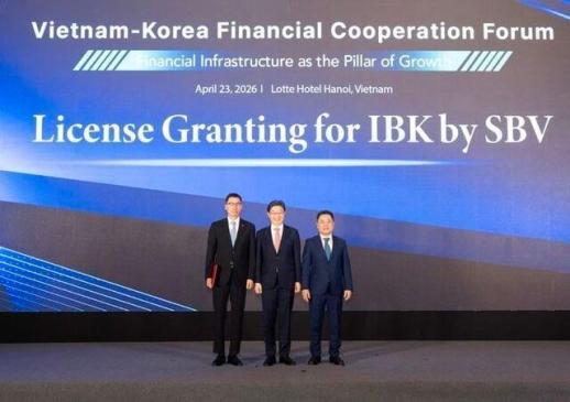 베트남 10번째 외국계 은행된 IBK기업은행... 이억원 K금융 영토 한층 넓혀