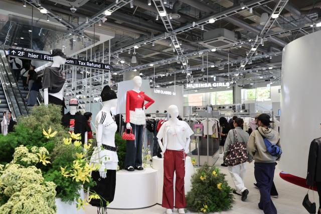 Visitors enjoy shopping at Musinsa Mega Store in Seongsu-dong Seoul April 24 2026 AJP Han Jun-gu