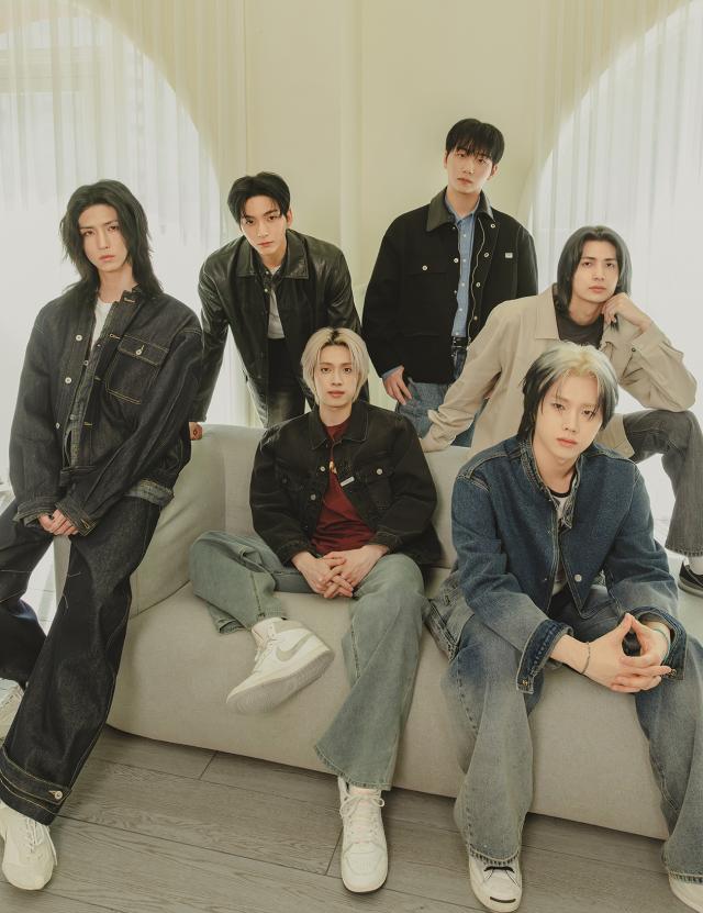 보이저로 컴백한 밴드 엑스디너리 히어로즈 사진JYP엔터테인먼트