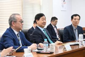 Finance Minister Koo Yoon-cheol urges firms to keep innovating after Q1 GDP jump