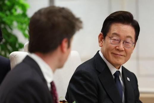 이재명 대통령, 구글 딥마인드 CEO와 회동…AI 협력 확대 논의