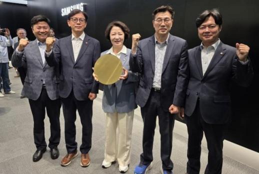 Choo Mi-ae: Bán dẫn là trọng tâm kinh tế Hàn Quốc, hỗ trợ bằng sức mạnh tập thể