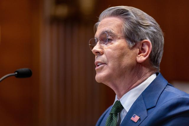 US Treasury weighs permanent dollar swap lines for Gulf, Asian allies