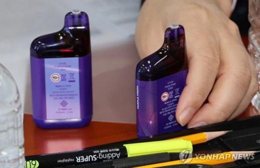 [아주사설ㅣ기본·원칙·상식] 10년 규제 공백 끝에 담배 편입된 액상담배, 또 다른 허점 막아야