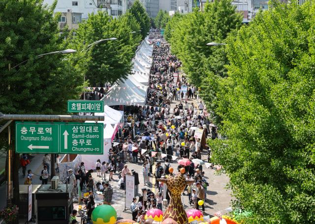 The 2026 Yi Sun-sin Festival is held in front of Myeongbo Art Hall in Seoul on April 25 2026 AJP Yoo Na-hyun