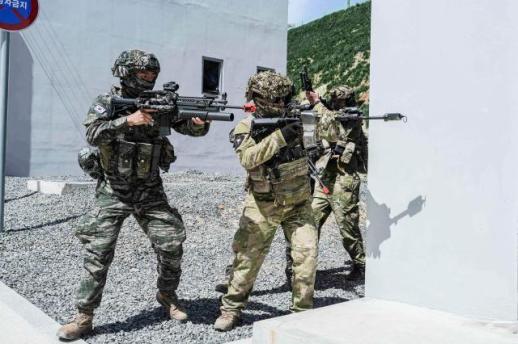 해군·해병대, 포항서 2026 전반기 합동상륙훈련 결정적 행동 실시