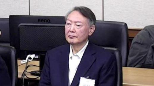  내란 우두머리 항소심 시작...내란전담재판부법 위헌 공방