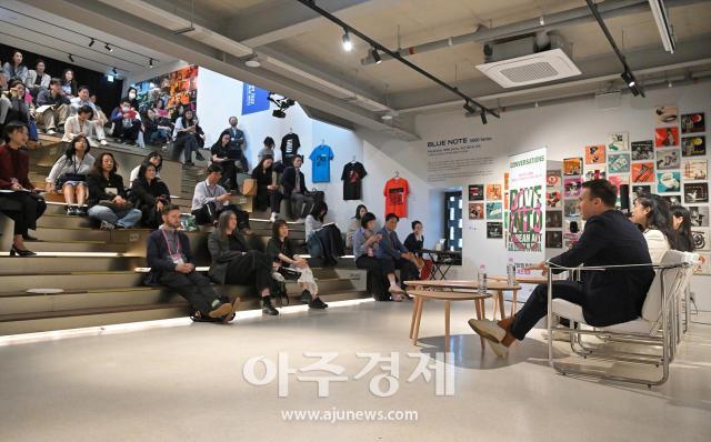 사진다이브 인투 코리안 아트