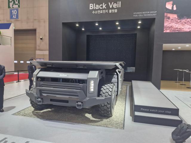 Kia hydrogen fuel-cell tactical platform Black Veil