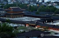 Dạo đêm mùa xuân tại Cung Gyeongbokgung…mở cửa tham quan từ ngày 13/5