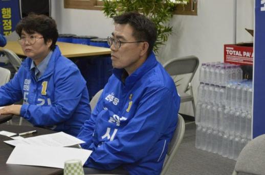 [6·3 지방선거] 최원용 평택시장 후보, 평택항 관광·공공의료·산학협력 의제 청취