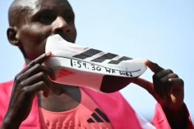 How ‘Super Shoes’ Helped Break the 2-Hour Marathon Barrier in Official Racing