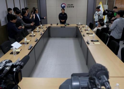 CU 물류대란 봉합…BGF로지스·화물연대, 22일 만에 파업 타결