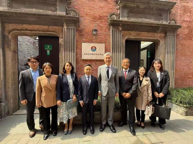 Ambassador Roh Jae-heon visits the Shanghai site of the Korean Provisional Government on April 30. [Photo provided by the Korean Embassy in China]