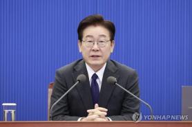 Calls Grow for Samsung Electronics, Union to Avert Strike as President Voices Concern