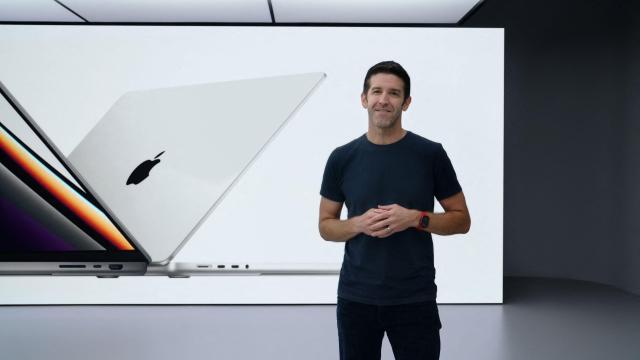 Apples incoming CEO signals new products as quarterly revenue hits record